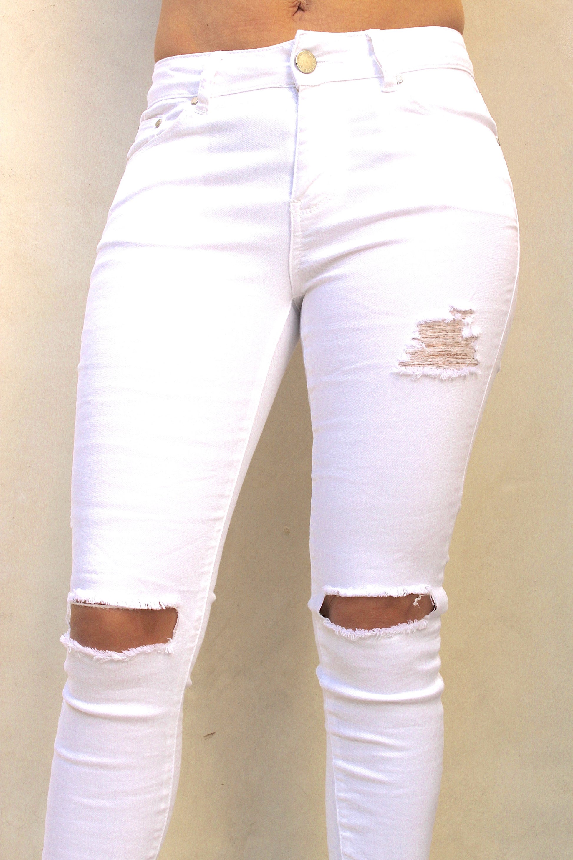 P9750 Distressed Ripped Jean Leggings - FashionPosh